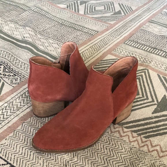 Anthropologie Liendo by Seychelles Booties - Picture 6 of 10